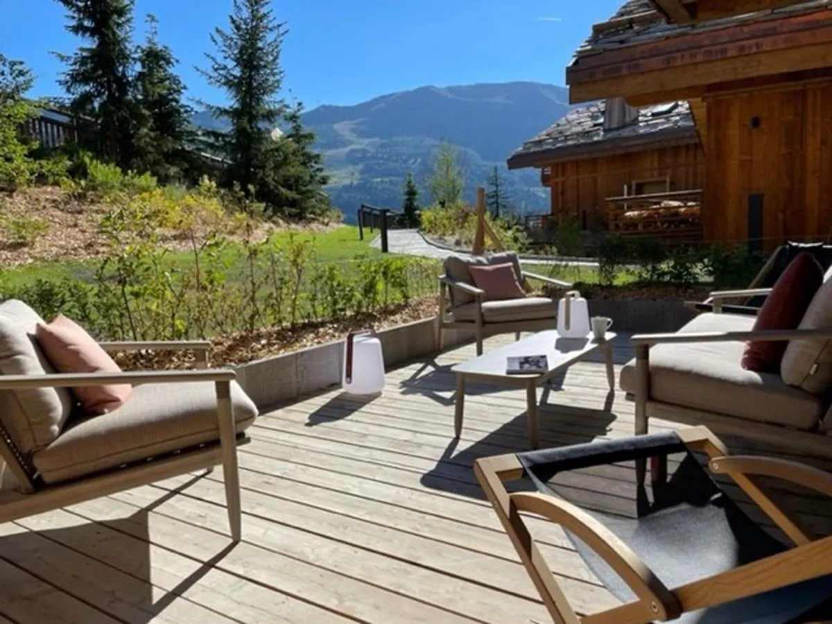 Appartement De Luxe Avec Acces Ski Aux Pieds, Spa, Terrasses Ensoleillees Et Services Hoteliers Inclus - Fr-1-613-61 Les Allues France